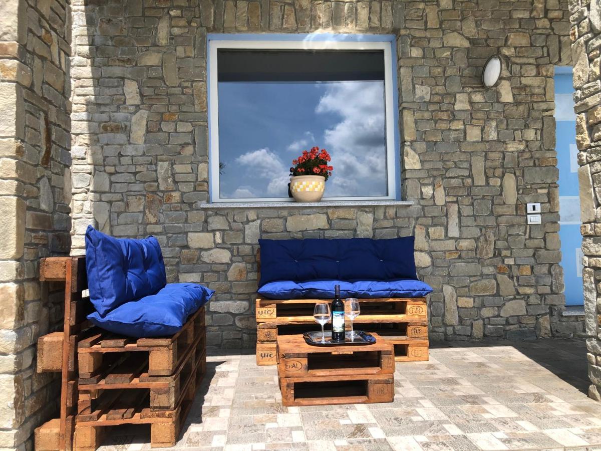 La Casa Blu Appartement Montegrosso dʼAsti Buitenkant foto
