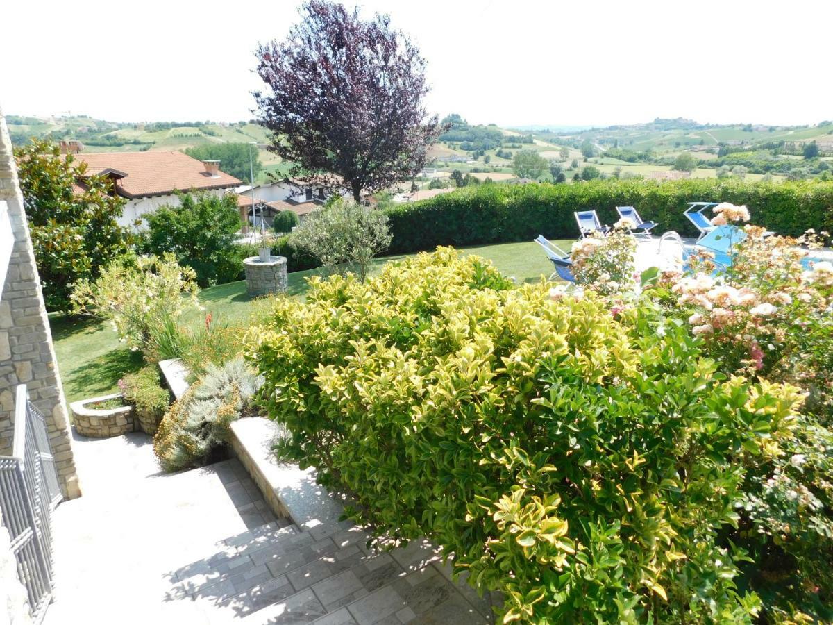La Casa Blu Appartement Montegrosso dʼAsti Buitenkant foto