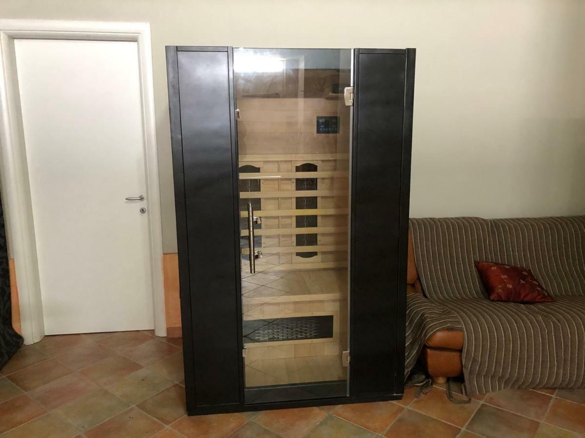 La Casa Blu Appartement Montegrosso dʼAsti Buitenkant foto